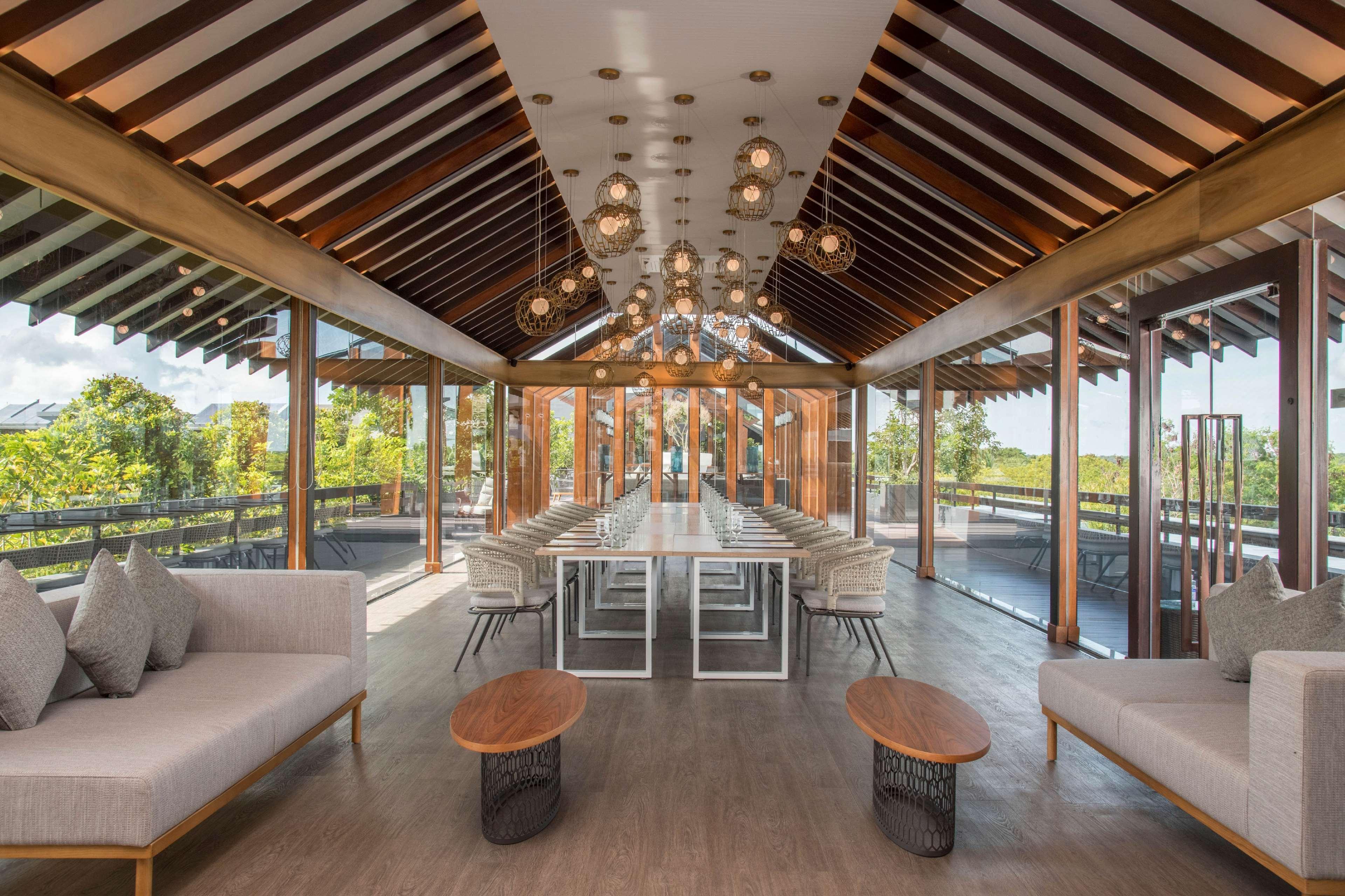 Doubletree By Hilton Weerawila Rajawarna Resort Polgahawelana Exterior photo