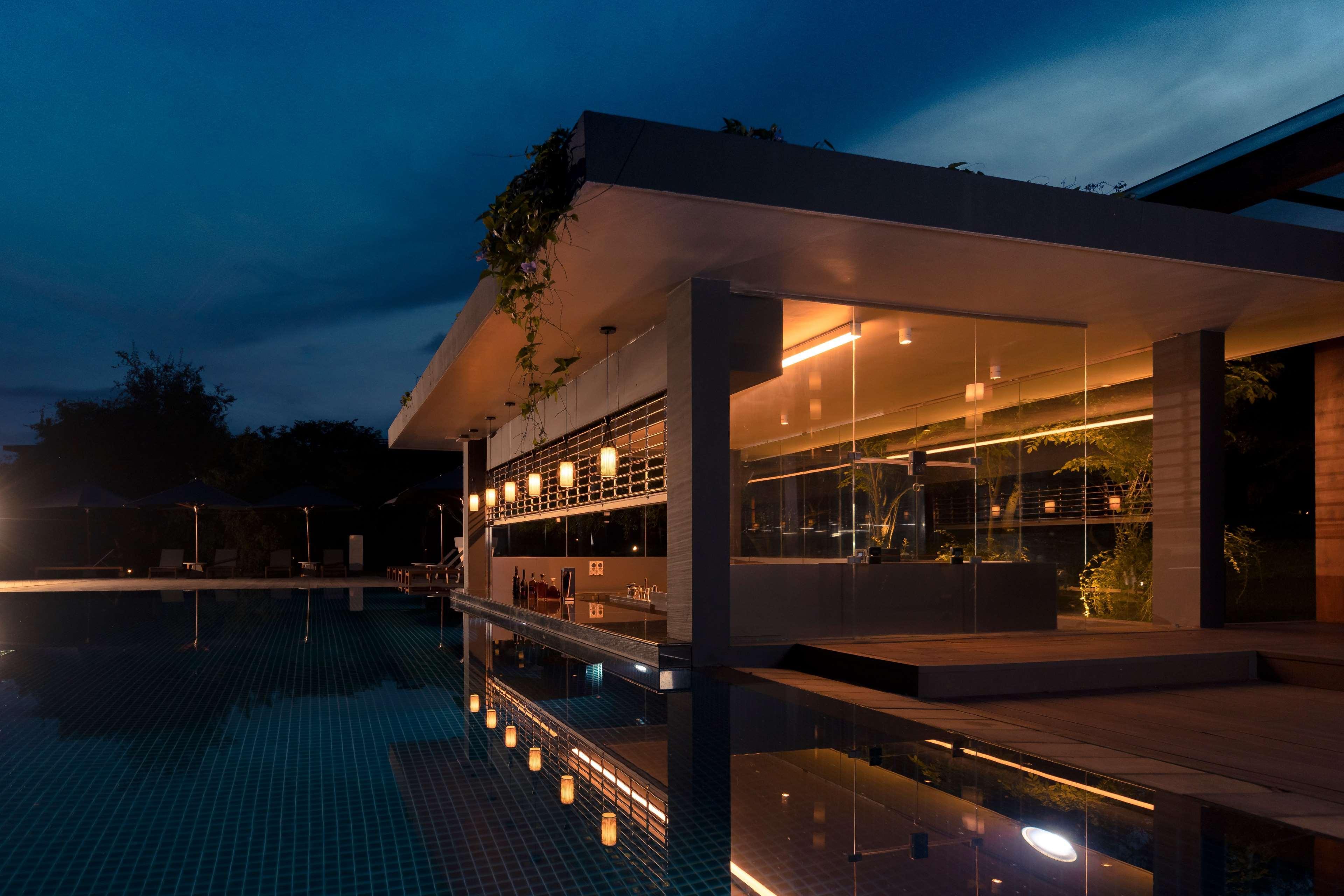 Doubletree By Hilton Weerawila Rajawarna Resort Polgahawelana Exterior photo
