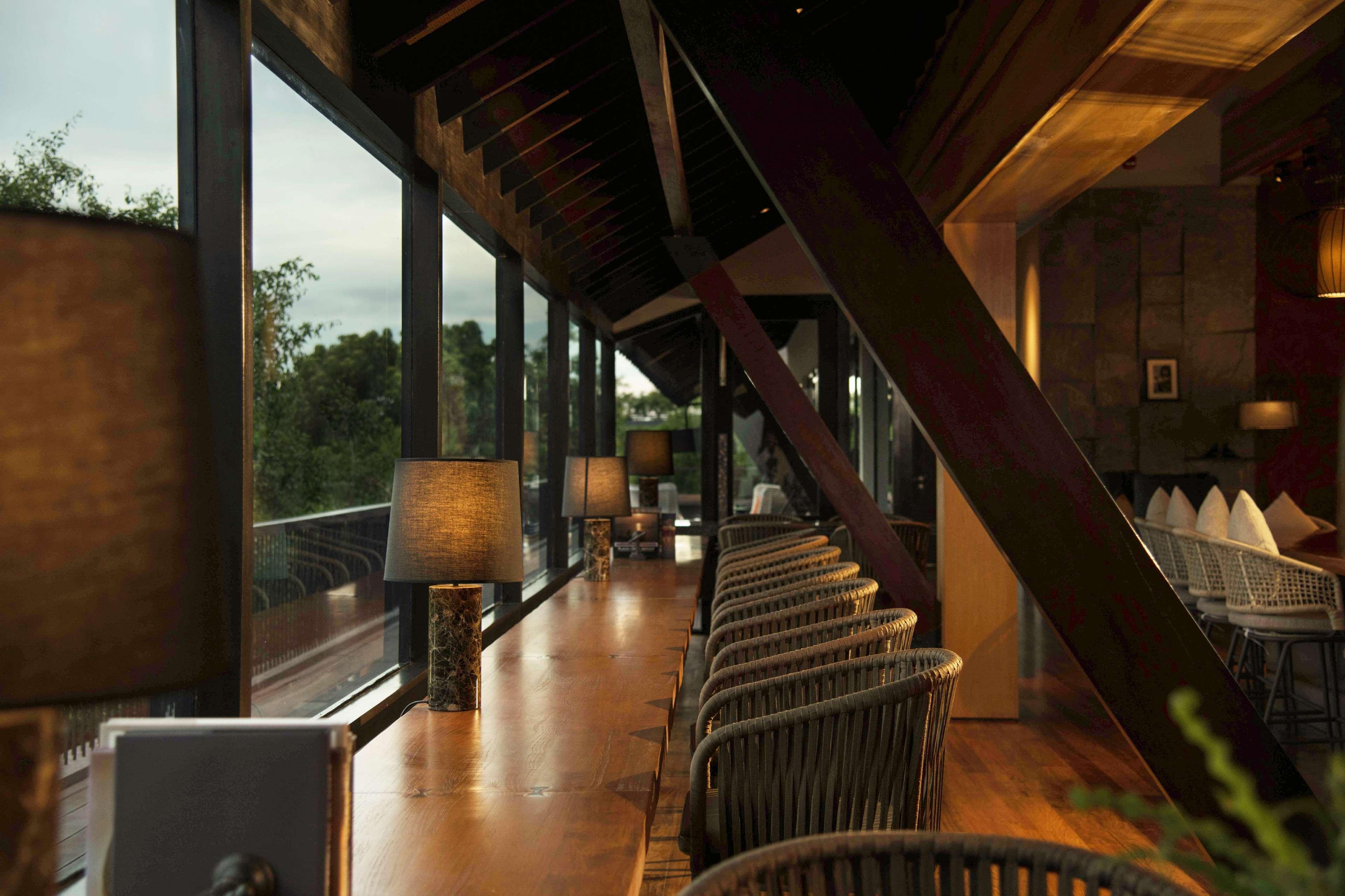 Doubletree By Hilton Weerawila Rajawarna Resort Polgahawelana Exterior photo